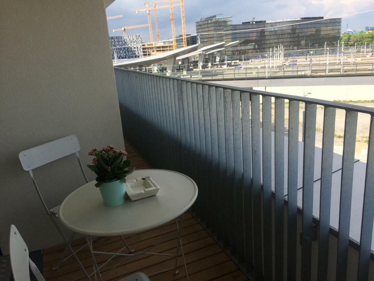 Vienna Hauptbahnhof Apartments 1 Bagian luar foto